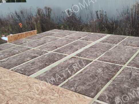 Монтаж утеплителя и ОСБ